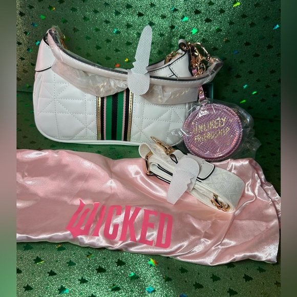 ALDO x Wicked MADEINOZ convertible crossbody shoulder bag with Wickedust… - Picture 7 of 16